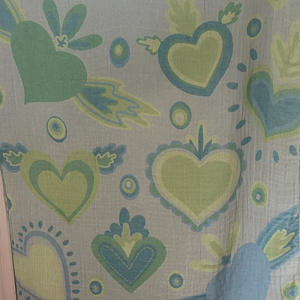 Heart Woven Blanket Towel XL 44 x 78 Watercolor Look Trendy Pink Yellow